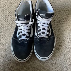 women’s size 10 platform black vans